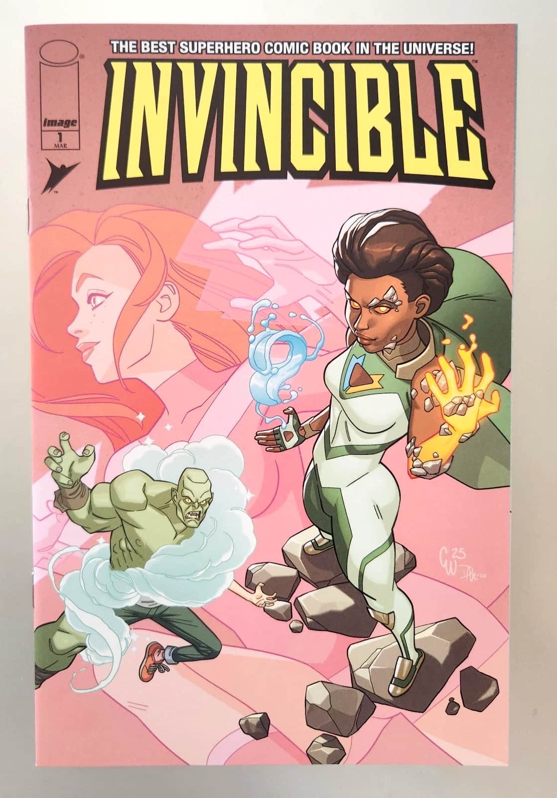 Invincible #1 Faksimile PS5 Lunar Exclusive Comic Ella Mental Cover- Cover